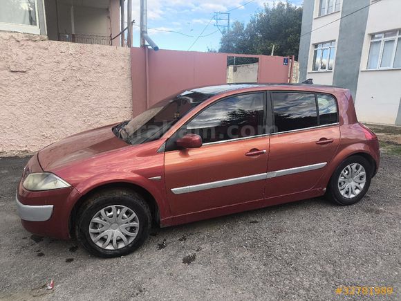 Renault Megane 2 Hatchback 1.4 – Diri ve Sorunsuz