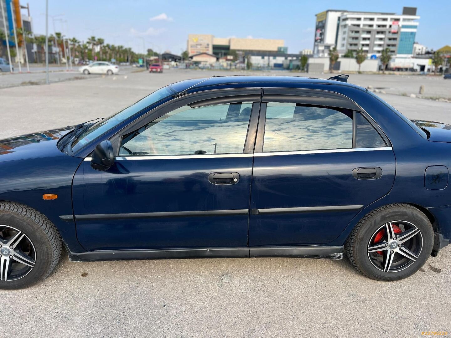 Carisma 1.6 GLX 99 Model KLİMALI 4