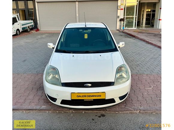 2004 MODEL DİZEL FİESTA DEĞİŞENSİZ