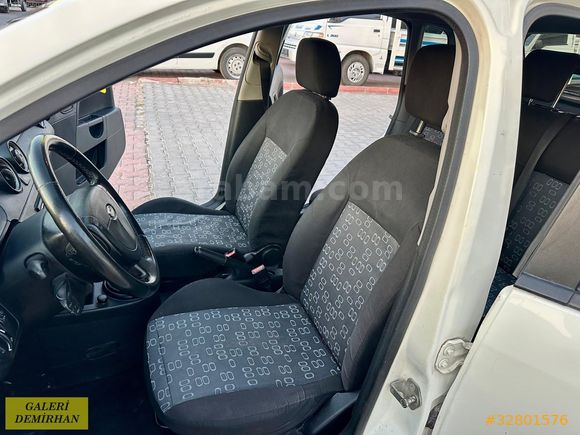2004 MODEL DİZEL FİESTA DEĞİŞENSİZ