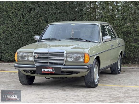 MEGA OTOMOTİV'DEN 1983 MODEL OTOMATİK W123 230E..KLİMALI