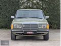 MEGA OTOMOTİV'DEN 1983 MODEL OTOMATİK W123 230E..KLİMALI