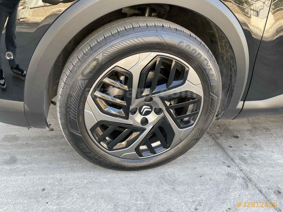 Sahibinden Citroen C4 X 1.2 PureTech Shine Bold 2024 Model 