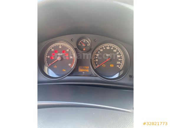 Opel Astra 1.3 CDTI Essentia Konfor 2011 Model