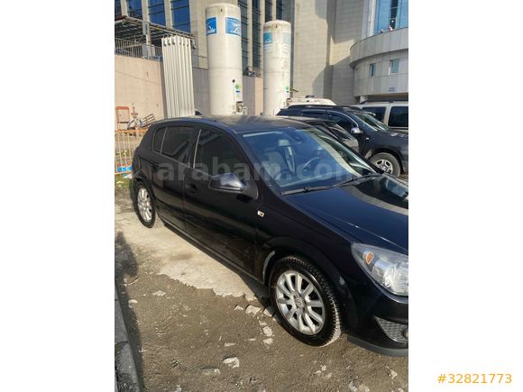 Opel Astra 1.3 CDTI Essentia Konfor 2011 Model