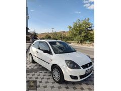 Motoru Sıfır Yapılı Masrafsız Muayene yeni Ford Fiesta 2 Kapı