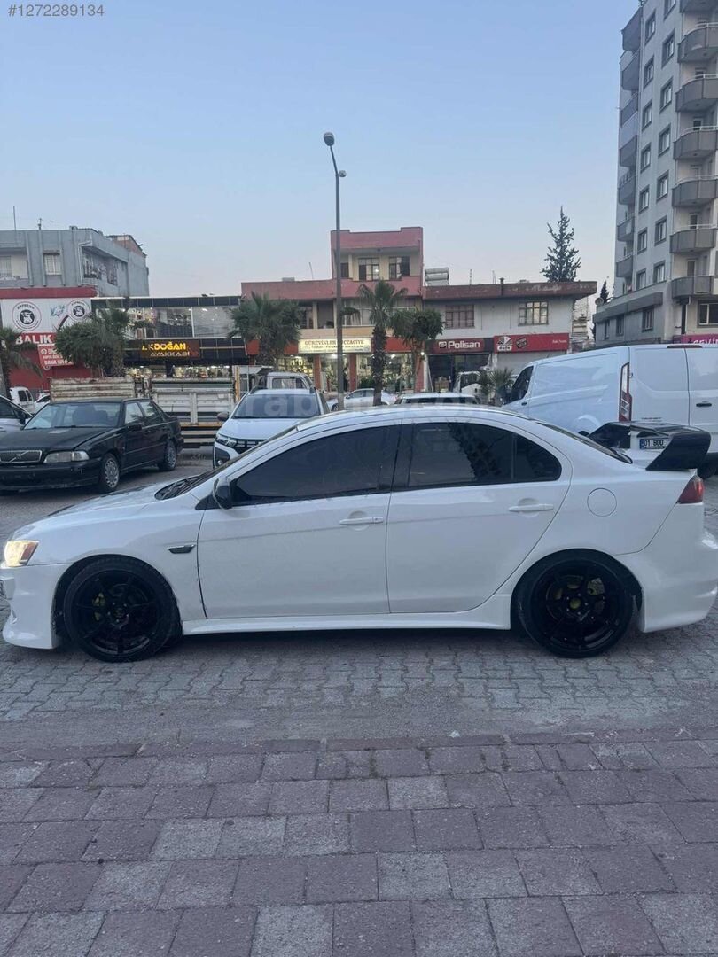 Galeriden Mitsubishi Lancer 1.5 Inform 2010 Model Adana 265.000 km Beyaz 7