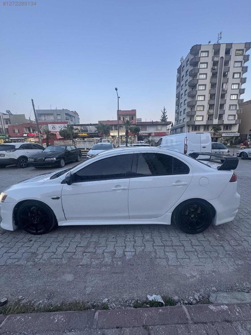Galeriden Mitsubishi Lancer 1.5 Inform 2010 Model Adana 265.000 km Beyaz 6