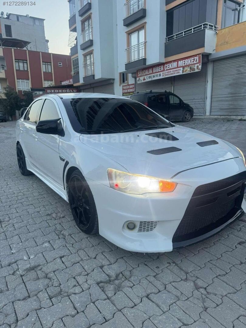 Galeriden Mitsubishi Lancer 1.5 Inform 2010 Model Adana 265.000 km Beyaz 1