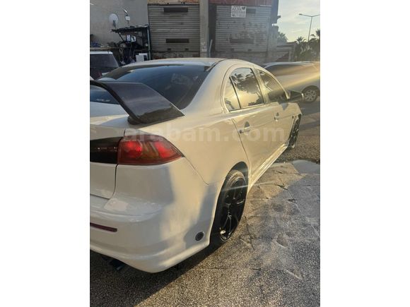 GÜLER AUTO DAN KÖPEK BALIĞI 1.5 LANCER KLİMA AKTİF