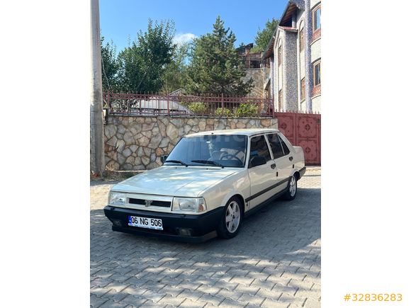 Star NG İlanda