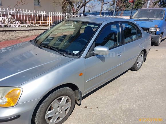 Sahibinden Honda Civic 1.6 i-VTEC LS 2004 Model 