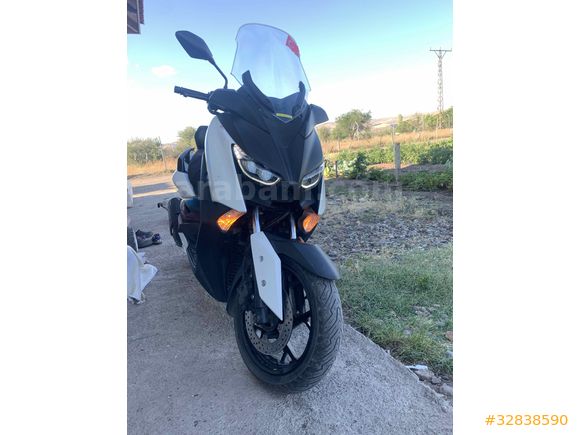 Beyaz İnci Yamaha X-Max 250 ABS 