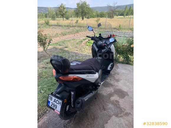 Beyaz İnci Yamaha X-Max 250 ABS 