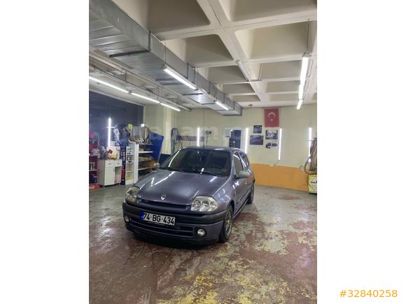 Sahibinden Renault Clio 1.6 RXT 2000 Model 