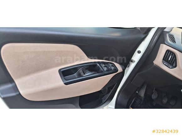 Sahibinden Fiat Doblo Combi 1.3 Ecojet Premio Plus 2016 Model İstanbul 193000 km Beyaz degısen boya yok hasar kaydı yok