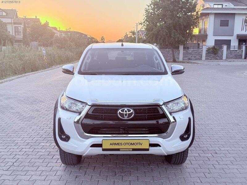 %20 FATURA NOKTA HATASIZ BOYASIZOTOMATİKTOYOTA HİLUX2.4ADVENTURE