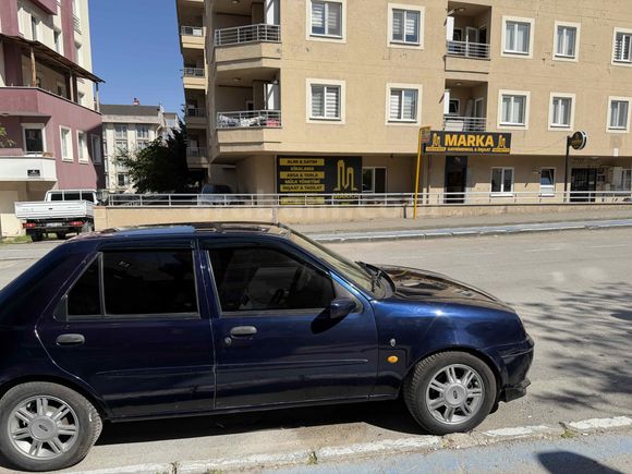 Ford Fiesta 1.25 Ghia 2001 Model Klimalı, ABS, Airbag,Hidrolik direksiyon