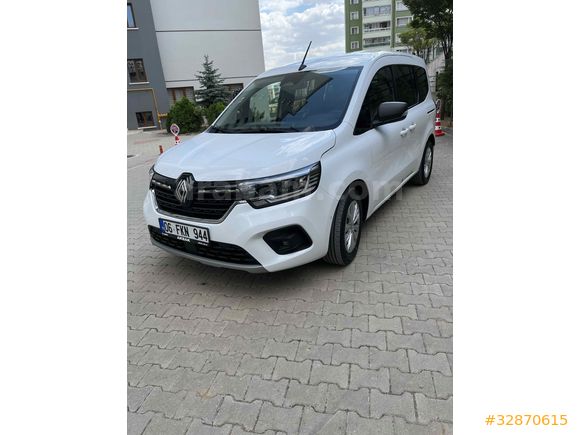 Sahibinden Renault Kangoo 1.5 BlueDCI L2 Equilibre 2025 Model 