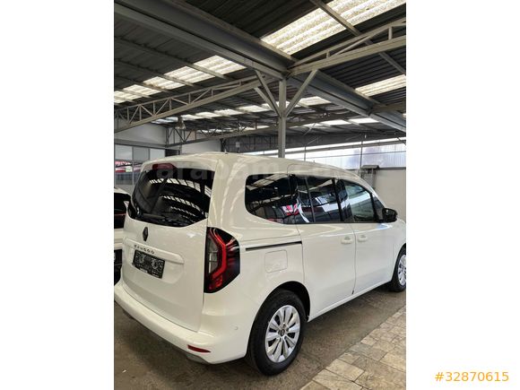 Sahibinden Renault Kangoo 1.5 BlueDCI L2 Equilibre 2025 Model 