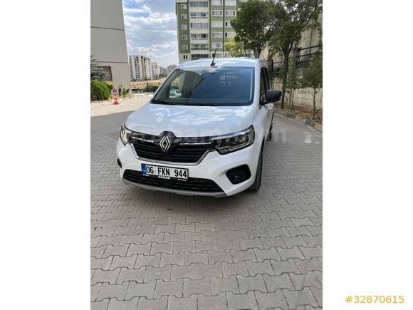 Sahibinden Renault Kangoo 1.5 BlueDCI L2 Equilibre 2025 Model 