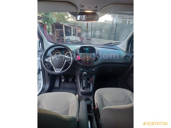 Sahibinden Ford Tourneo Courier 1.6 TDCi Titanium Plus 2017 Model