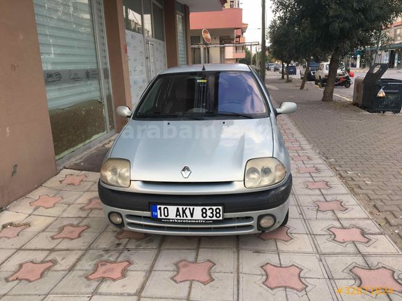 Sahibinden Renault Clio 1.4 RXT 2001 Model 