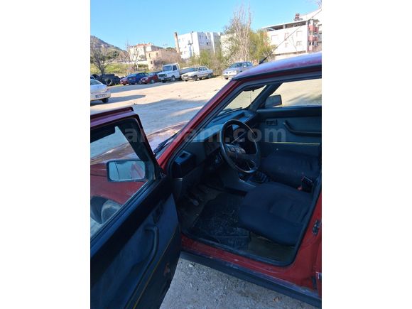 Galeriden Renault R 9 1.4 Broadway 1996 Model İzmir