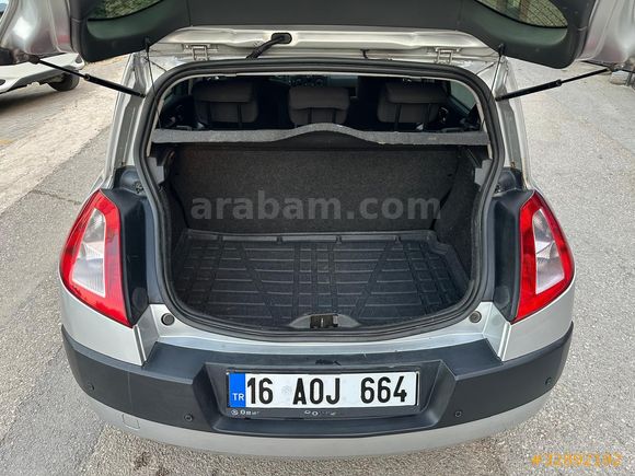 Sahibinden Renault Megane 1.4 Authentique 2006 Model