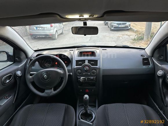 Sahibinden Renault Megane 1.4 Authentique 2006 Model