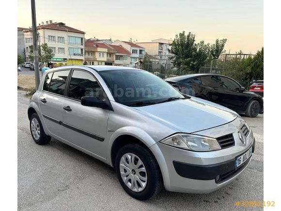 Sahibinden Renault Megane 1.4 Authentique 2006 Model