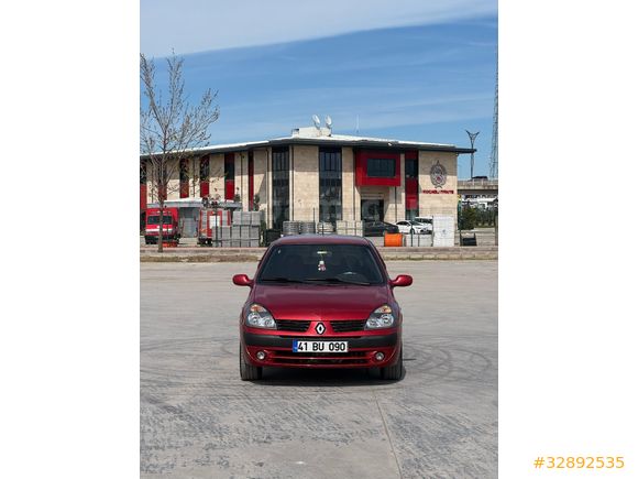 Sahibinden Renault Clio 1.2 Authentique 2006 Model