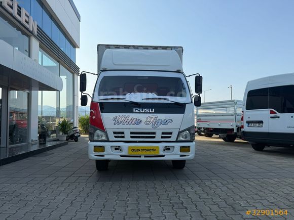 ÇELEN OTOMOTİV DEN 2008 MODEL ISUZU NPR KAPALI KASA KAMYON