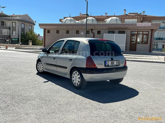 Sahibinden Renault Clio 1.4 RTA 2000 Model 