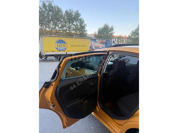 EMSALSİZ LEON FR ORJİNAL KM ACİLİYETİ KALKTI