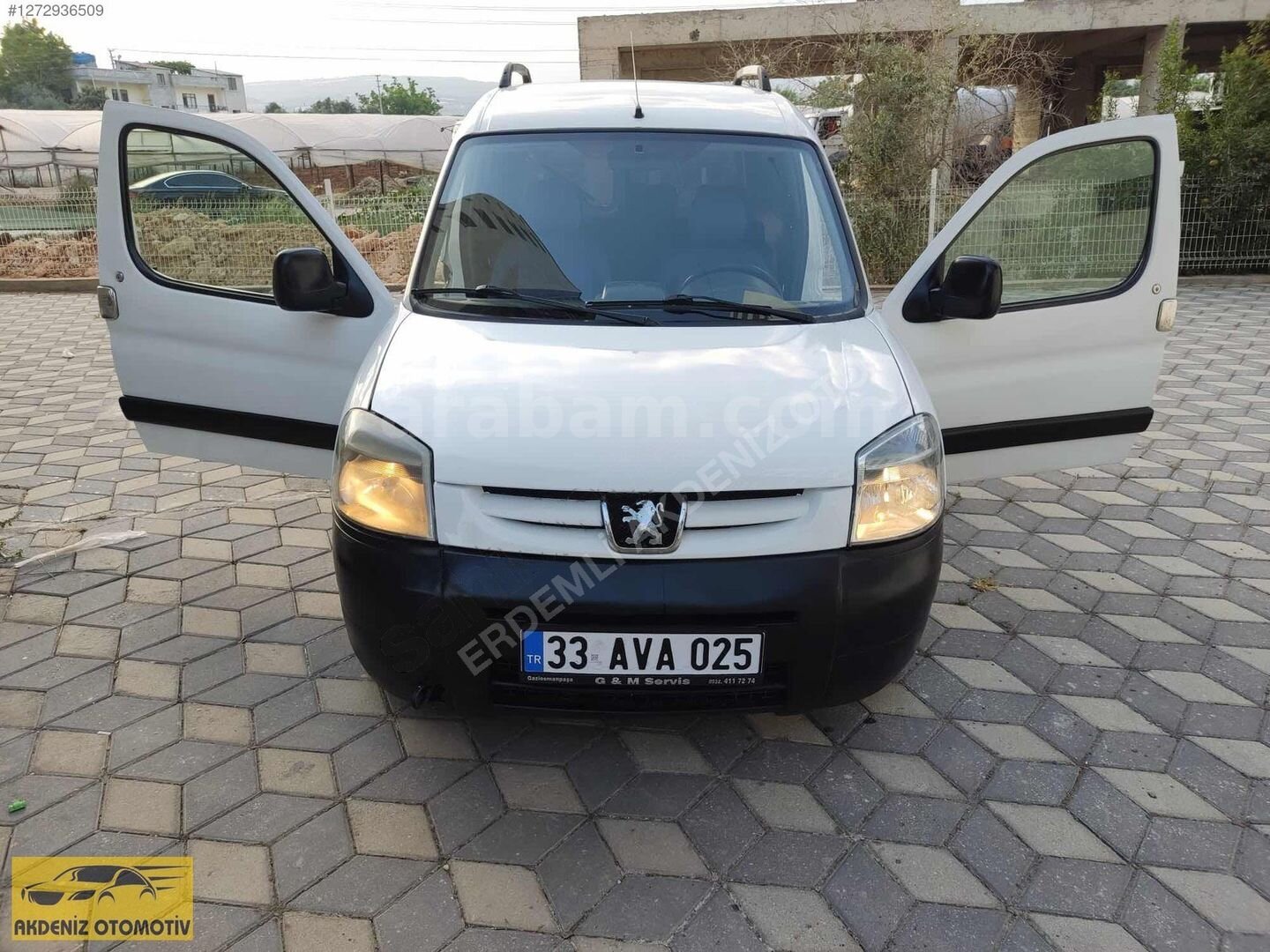 Galeriden Peugeot Partner 2.0 HDI 2003 Model Mersin 385.000 km Beyaz 6
