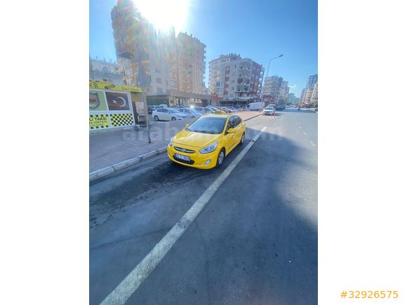 SOLİ TAKSİ DURAGINDA SATILIK PLAKA DURAK ARAÇ