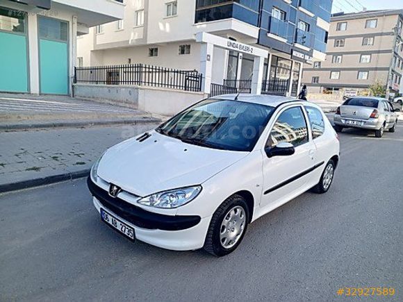 TERTEMİZ MASRAFSIZ 2005 MODEL 1.4 HDİ 206 VAN muayne yeni...