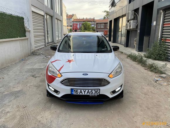Sahibinden Ford Focus 1.6 Ti-VCT Trend X 2015 Model 