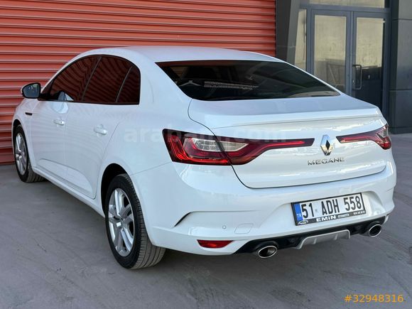 HATASIZ BOYASIZ SEDEFLİ BEYAZ 90 BİN KM