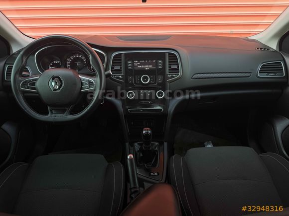 HATASIZ BOYASIZ SEDEFLİ BEYAZ 90 BİN KM