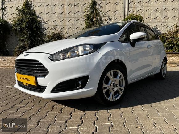 2015 FORD FİESTA TREND X.. BAKIMLI ARAÇ