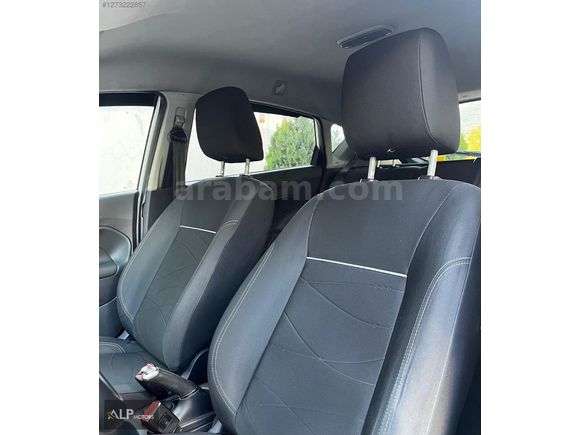 2015 FORD FİESTA TREND X.. BAKIMLI ARAÇ