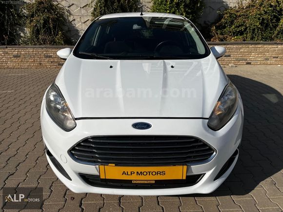 2015 FORD FİESTA TREND X.. BAKIMLI ARAÇ
