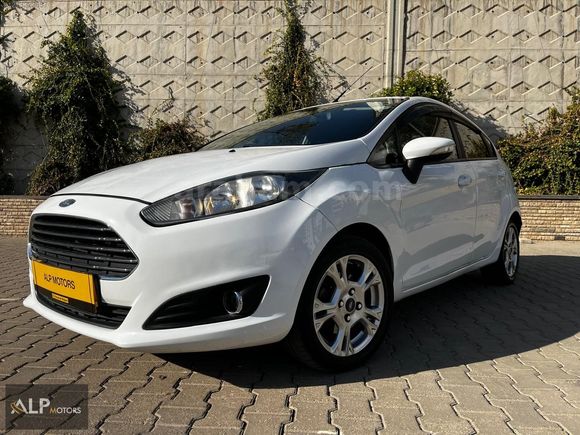2015 FORD FİESTA TREND X.. BAKIMLI ARAÇ