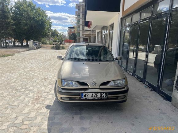 Sahibinden Renault Megane 2.0 RXT 1998 Model  285.000 km Şampanya
