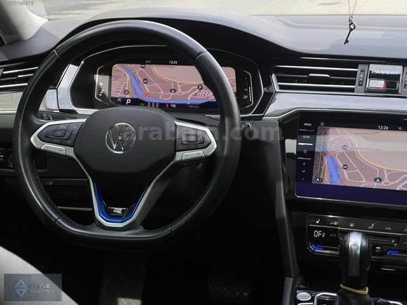2023 WV PASSAT VARİANT RLİNE 1.5TSİ 63.000 KM'DE OZ RACİNG
