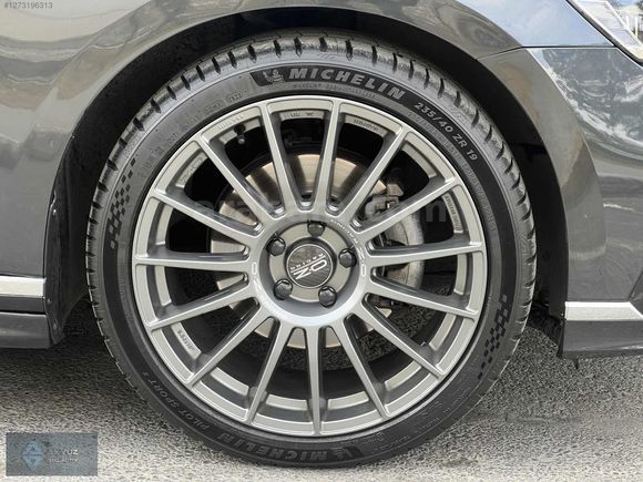2023 WV PASSAT VARİANT RLİNE 1.5TSİ 63.000 KM'DE OZ RACİNG