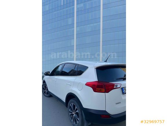 BAKIMLI Harika otomatik 4x4 RAV4