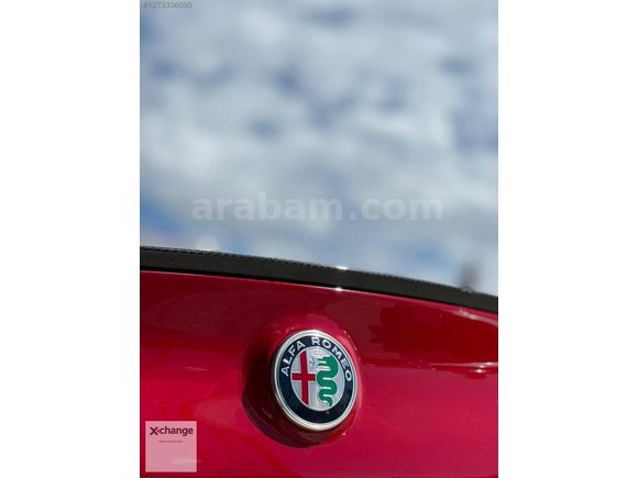 BAKIRCILAR'DAN ALFA ROMEO GİULİA QUADRİFOGLİO VERDE 2.9